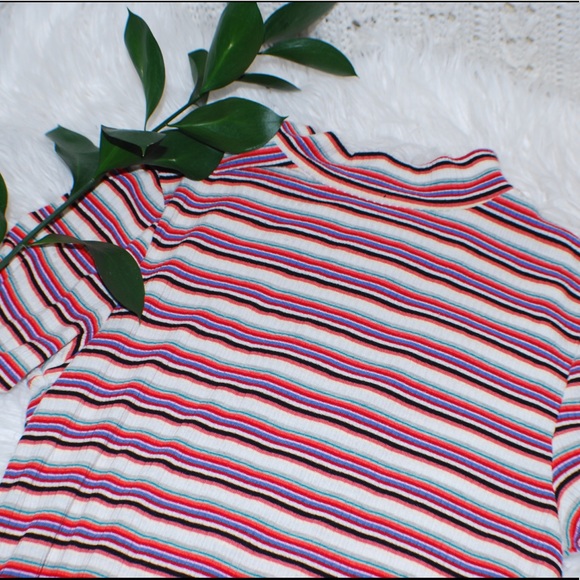 striped turtle neck top - Picture 2 of 4